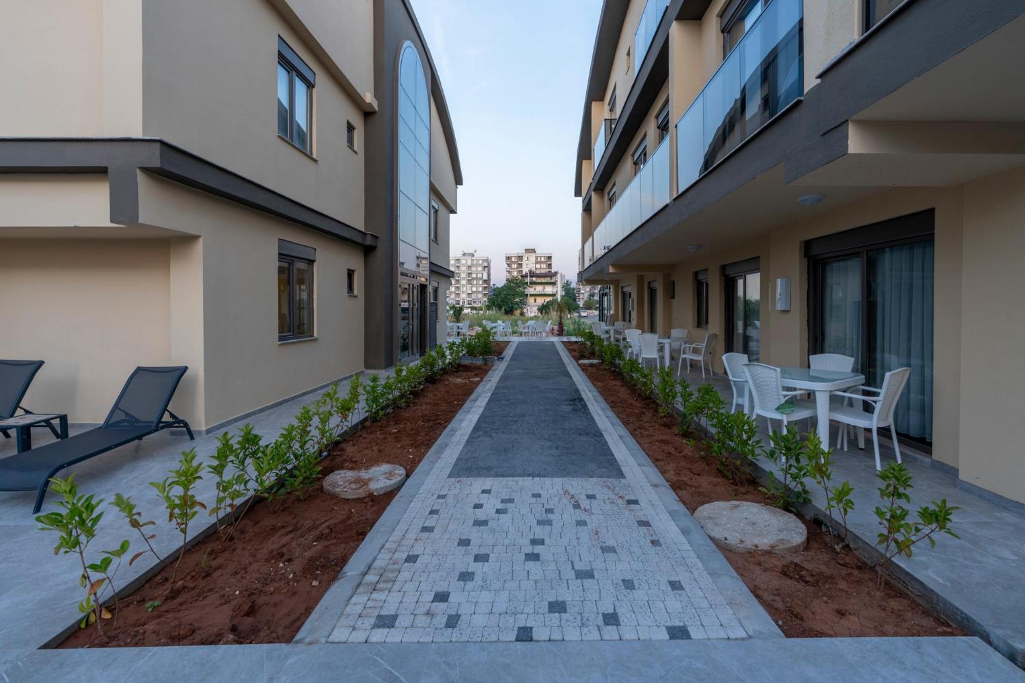 Lara Homes Hotel apartamentowy 2*