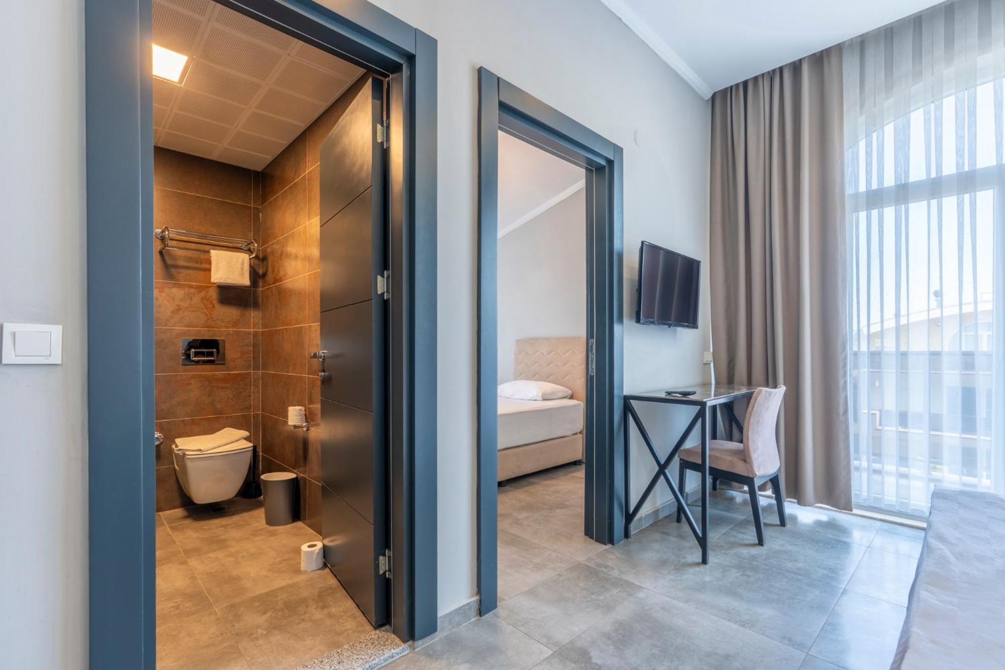 Hotel apartamentowy Lara Homes 2*